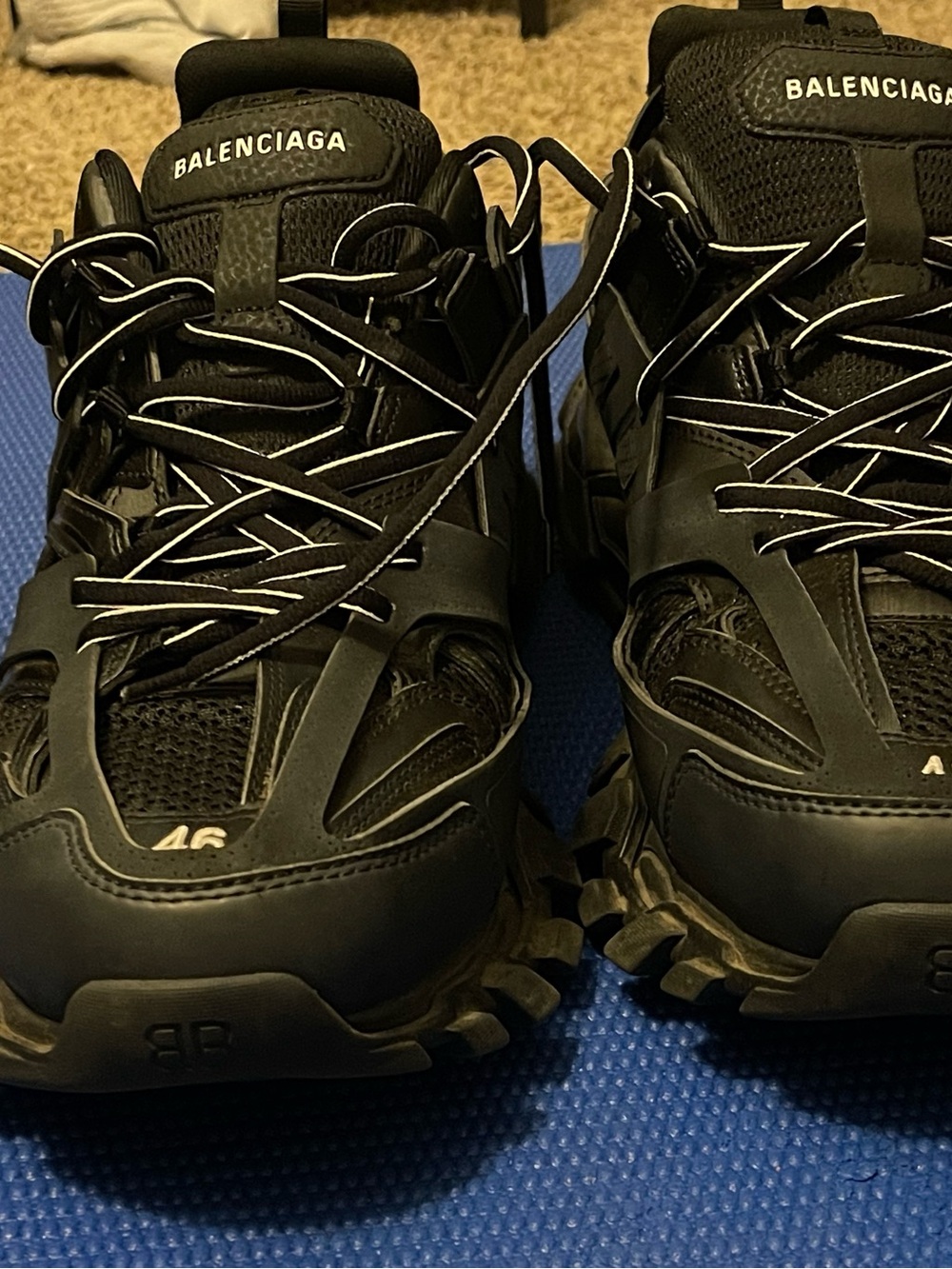 Balenciaga Black Men's Track Sneakers with Reflective Laces - Picture 2 of 9